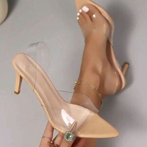 Size 5 Nude clear low heels